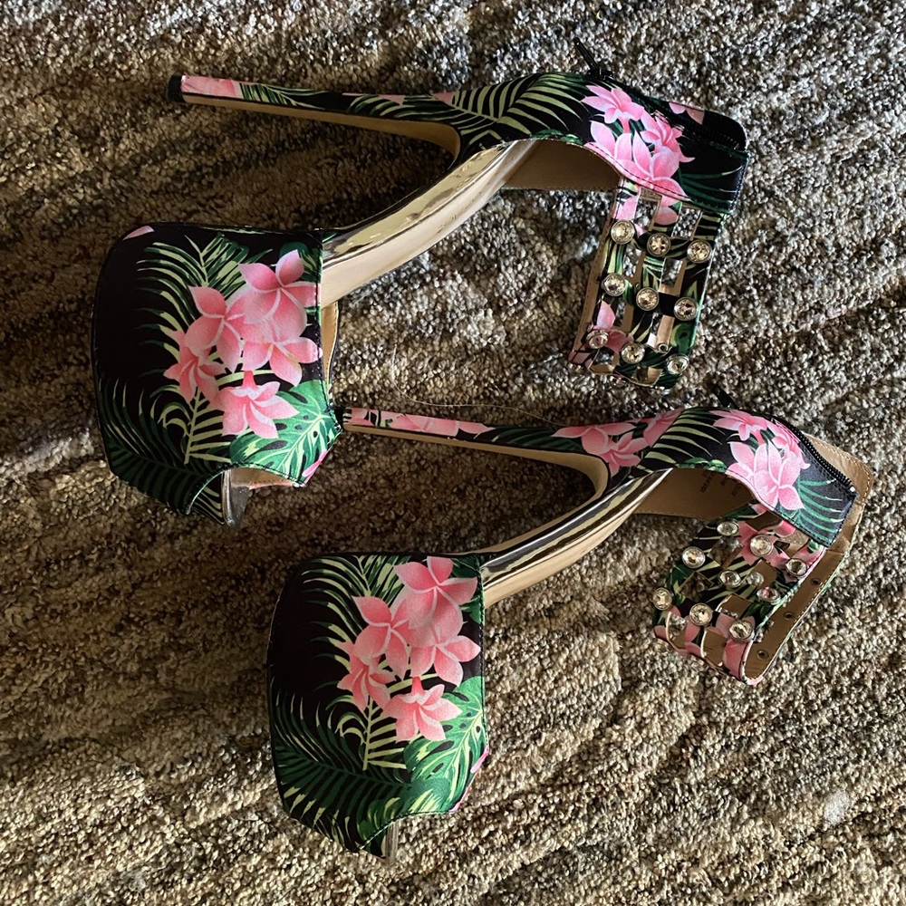 Platform Pumps